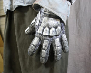 glove - Ash from Evil Dead - Aradani Studios